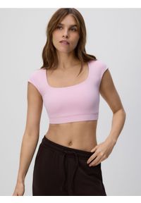 Reserved - Krótki top - pastelowy róż. Kolor: różowy. Materiał: dzianina. Długość: krótkie