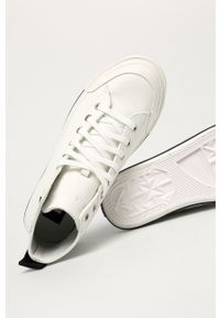 Diesel Trampki męskie kolor biały. Nosek buta: okrągły. Zapięcie: sznurówki. Kolor: biały. Materiał: guma #5