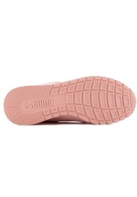 Buty Puma St Runner v3 L W 384855 14 różowe. Okazja: na co dzień. Zapięcie: sznurówki. Kolor: różowy. Materiał: guma, syntetyk