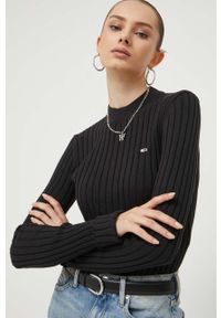 Tommy Jeans sweter bawełniany kolor czarny lekki. Kolor: czarny. Materiał: bawełna. Wzór: gładki. Styl: klasyczny #1
