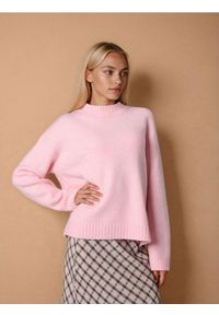 Sinsay - Sweter basic - różowy. Kolor: różowy