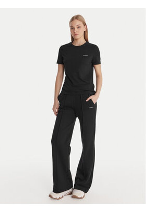 Guess T-Shirt V6RI07 J1314 Czarny Regular Fit. Kolor: czarny. Materiał: bawełna