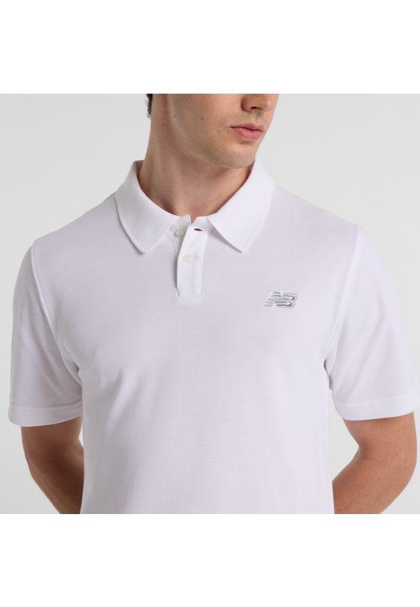 Koszulka męska New Balance MT51519WT – biała. Typ kołnierza: polo. Kolor: biały. Materiał: materiał, bawełna, poliester