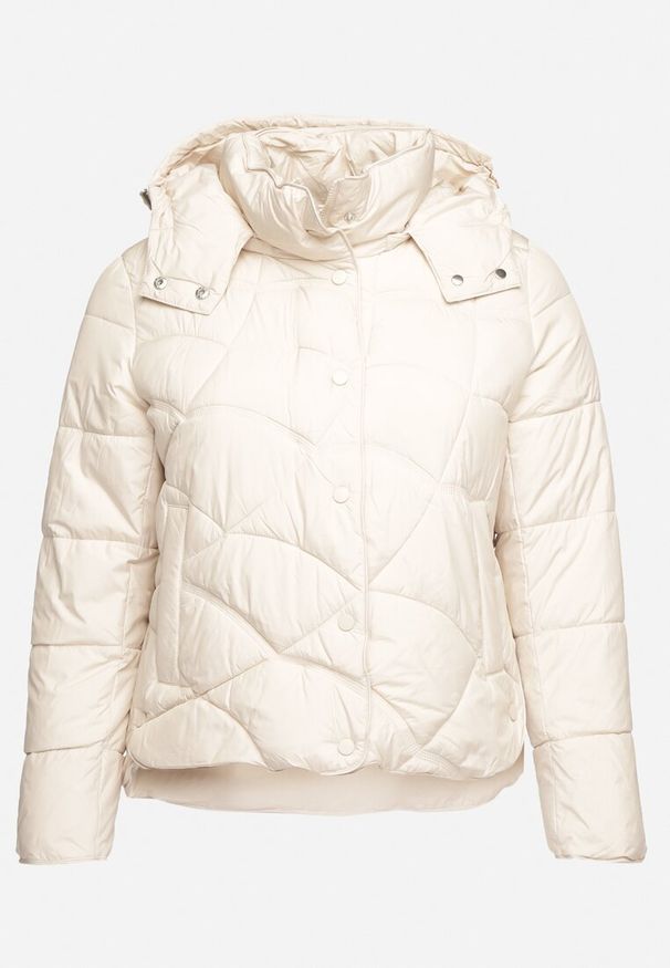 Born2be - Jasnobeżowa Pikowana Kurtka z Kieszeniami i Kapturem z Możliwością Odpięcia Nikigala. Okazja: na co dzień, na spacer. Kolekcja: plus size. Kolor: beżowy. Materiał: jeans, materiał. Styl: elegancki, casual