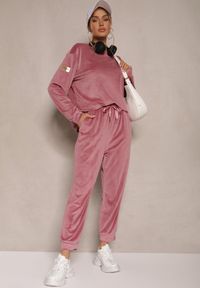 Renee - Ciemnoróżowy Komplet Dresowy z Welurowej Tkaniny Bluza i Joggery Lisarilia. Kolor: różowy. Materiał: dresówka, welur, tkanina #4