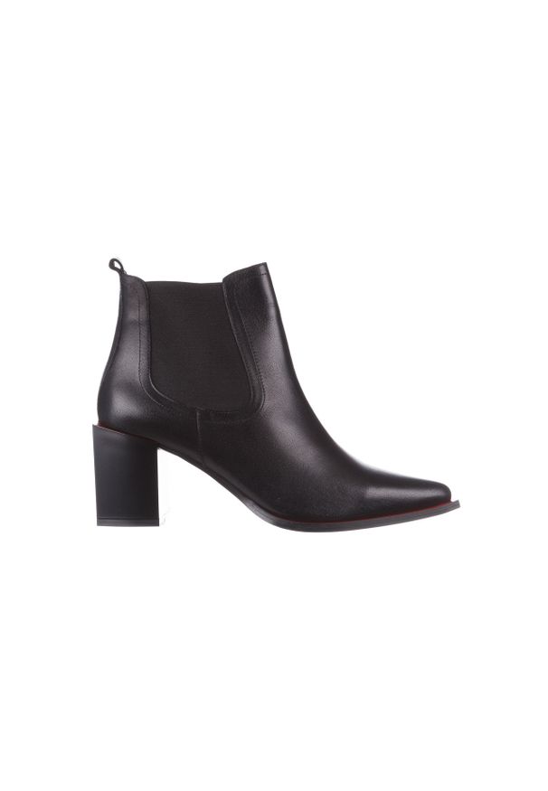 Botki Bayla-195 20K-7200 Black 195012, Czarny, Skóra naturalna - 40. Okazja: na co dzień. Zapięcie: bez zapięcia. Kolor: czarny. Materiał: skóra. Szerokość cholewki: normalna. Obcas: na obcasie. Styl: casual. Wysokość obcasa: średni