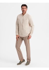 Ombre Clothing - Koszula męska lniana z klasycznym kołnierzykiem i kieszeniami REGULAR FIT – kremowa V3 - Rozmiar: XL. Okazja: na co dzień. Typ kołnierza: kołnierzyk klasyczny. Kolor: kremowy. Materiał: len. Długość: długie. Wzór: aplikacja. Sezon: wiosna, lato. Styl: klasyczny #5
