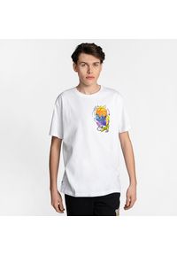 Koszulka New Balance MT13591WT – biała. Kolor: biały. Materiał: materiał, bawełna. Wzór: nadruk, kolorowy #1