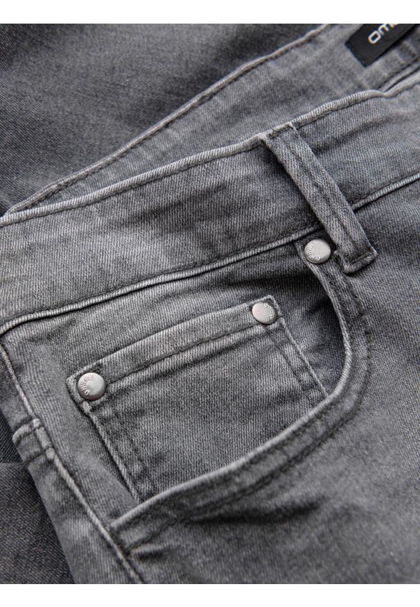 Ombre Clothing - Męskie spodnie jeansowe TAPERED FIT z przeszyciami i podwiniętymi nogawkami – szare V2 - Rozmiar: XXL. Okazja: na co dzień. Kolor: szary. Materiał: jeans. Wzór: aplikacja. Styl: casual, elegancki