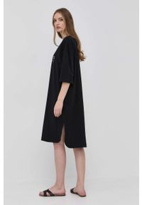 Max Mara Leisure sukienka kolor czarny mini oversize. Kolor: czarny. Materiał: dzianina. Wzór: nadruk. Typ sukienki: oversize. Długość: mini