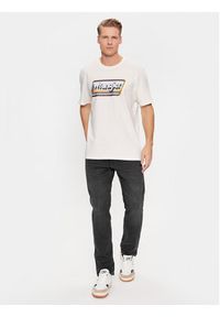 Wrangler T-Shirt 112341195 Biały Relaxed Fit. Kolor: biały. Materiał: bawełna