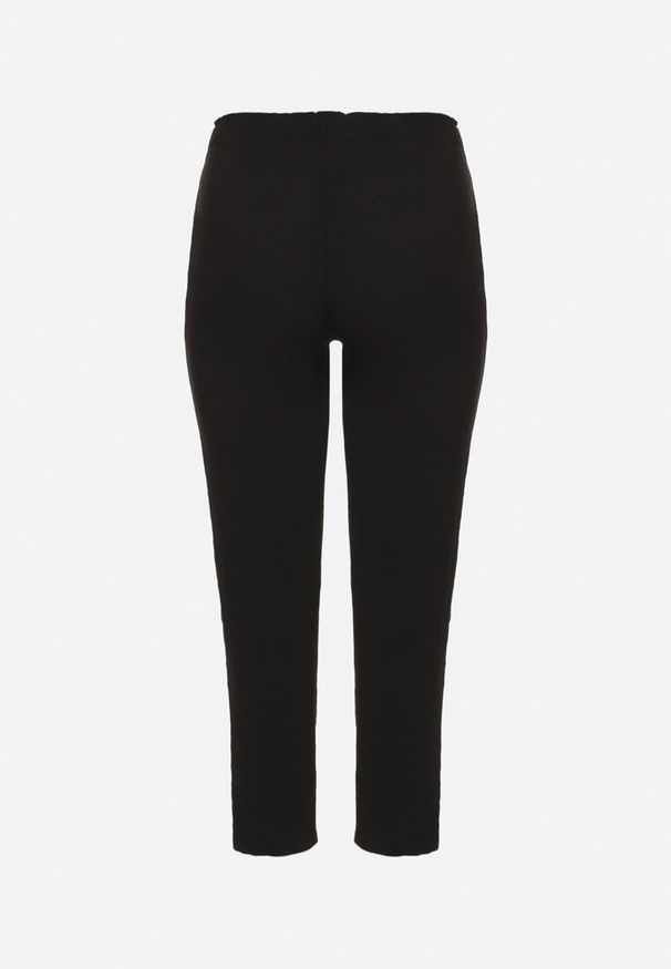 Born2be - Czarne Spodnie o Prostym Kroju z Gumką w Talii Filavia. Okazja: na co dzień. Kolor: czarny. Styl: elegancki, casual, sportowy