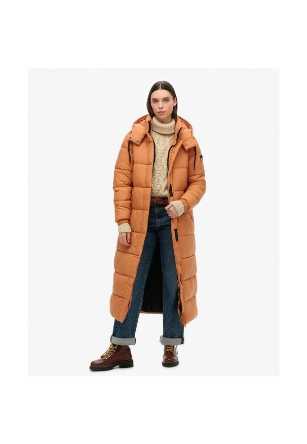 Superdry - Długi płaszcz pikowany z ripstopu. Kolor: brązowy. Długość rękawa: długi rękaw. Długość: długie. Styl: elegancki