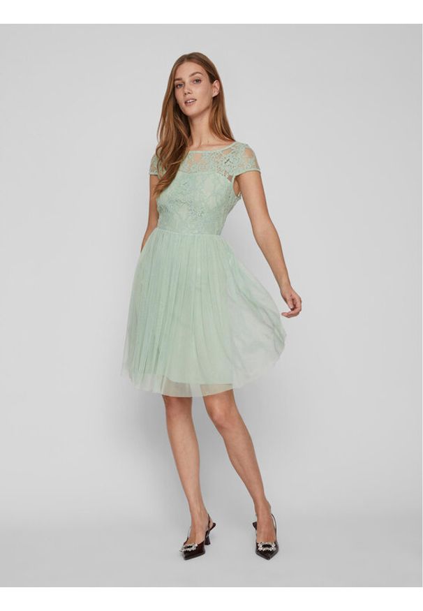 Sukienka koktajlowa Vila. Kolor: zielony. Materiał: wiskoza. Styl: wizytowy