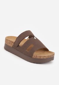 Renee - Brązowe Klapki na Grubej Podeszwie z Imitacją Korka Zapinane na Rzep Nadareida. Okazja: na co dzień. Kolor: brązowy. Sezon: lato. Obcas: na platformie. Styl: boho, wakacyjny, casual #3