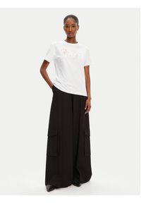 Hugo - HUGO T-Shirt Damacia_5 50544868 Biały Regular Fit. Kolor: biały. Materiał: bawełna #3