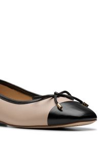 Clarks Baleriny Ubree15 Poppy 26181329 Beżowy. Kolor: beżowy. Materiał: skóra #6