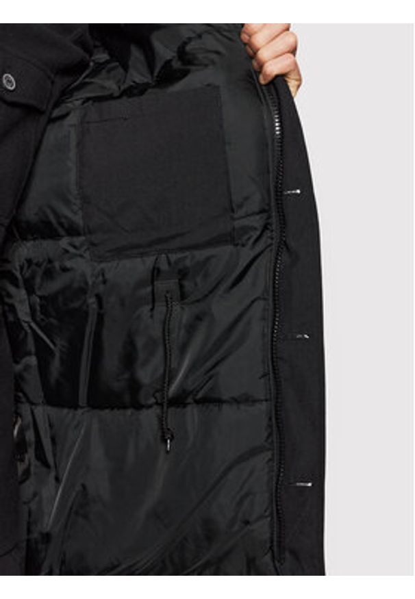 Alpha Industries Kurtka zimowa 123144 Czarny Regular Fit. Kolor: czarny. Materiał: syntetyk. Sezon: zima