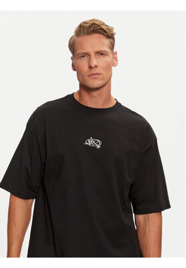 K1X T-Shirt 60690063 Czarny Regular Fit. Kolor: czarny. Materiał: bawełna