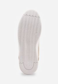 Born2be - Złote Płaskie Sneakersy Vices z Metalicznym Wykończeniem Syliyana. Okazja: na spotkanie biznesowe, na co dzień. Zapięcie: sznurówki. Kolor: złoty. Materiał: bawełna, jeans #8