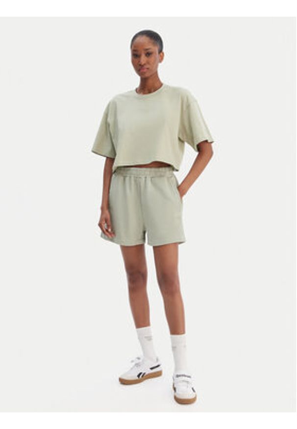 Reebok Szorty sportowe Reebok x Ewa Chodakowska Jula RK25623CCW Zielony Regular Fit. Kolor: zielony. Materiał: bawełna