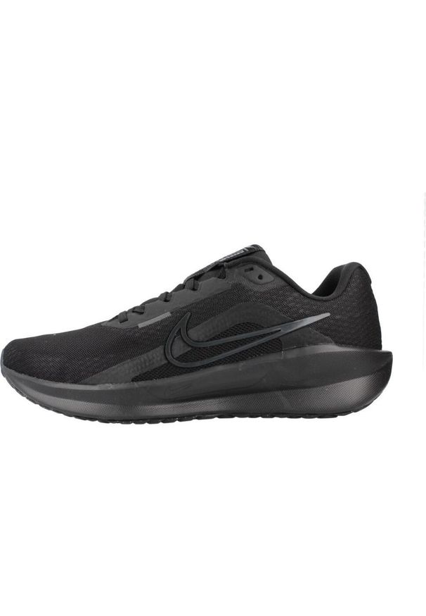 Buty do biegania męskie Nike Downshifter 13. Okazja: na co dzień. Kolor: czarny. Materiał: materiał, syntetyk. Szerokość cholewki: normalna. Model: Nike Downshifter