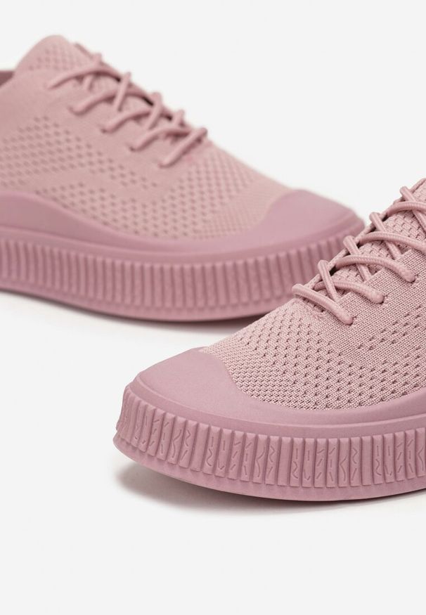 Born2be - Różowe Siateczkowe Trampki na Tłoczonej Podeszwie Eezore. Kolor: różowy. Materiał: jeans. Obcas: na obcasie. Wysokość obcasa: niski