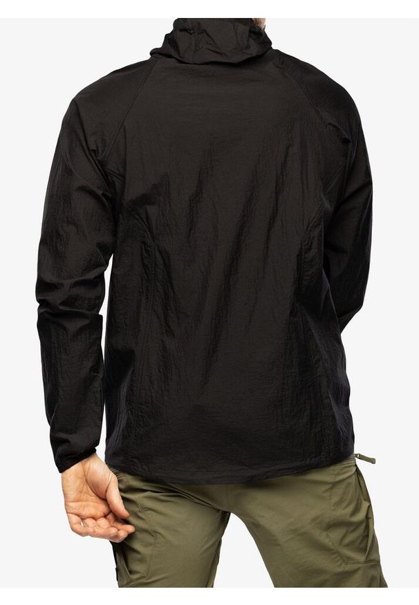 Kurtka przeciwwiatrowa męska Helikon-Tex Tramontane Wind Jacket WindPack. Kolor: czarny. Materiał: softshell. Sport: turystyka piesza
