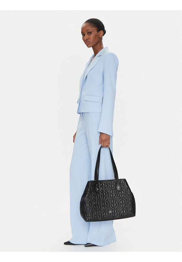 Aigner Torebka 137074 Czarny. Kolor: czarny. Materiał: skórzane