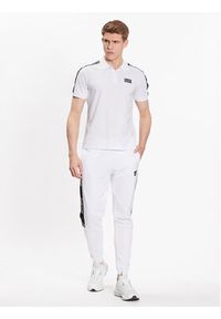 EA7 Emporio Armani Polo 3RPF52 PJ02Z 1100 Biały Regular Fit. Typ kołnierza: polo. Kolor: biały. Materiał: bawełna