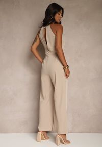 Renee - Beżowy Kombinezon Wide Leg z Ozdobnym Wiązaniem przy Szyi Silelia. Okazja: na co dzień. Kolor: beżowy. Długość rękawa: bez rękawów. Styl: klasyczny, elegancki, casual