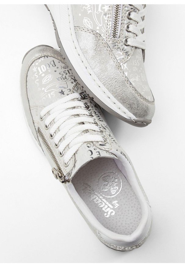 bonprix - Sneakersy Rieker. Kolor: srebrny. Wzór: aplikacja