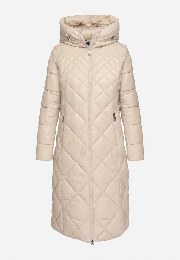 Born2be - Beżowa Długa Pikowana Kurtka z Kapturem Sisilara. Okazja: na spacer, na co dzień. Typ kołnierza: kaptur. Kolor: beżowy. Długość: długie. Sezon: zima, jesień. Styl: elegancki, casual, klasyczny