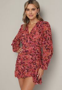 Born2be - Czerwona Dopasowana Sukienka w Kwiaty z Marszczeniem i Falbankami Mirilia. Okazja: na co dzień. Typ kołnierza: kołnierz z falbankami. Kolor: czerwony. Materiał: jeans. Wzór: kwiaty. Styl: casual #7