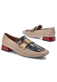 Hot Potatoes by Gioseppo - Beżowe Półbuty Gioseppo Eleganckie Obuwie Damskie. Okazja: do pracy. Zapięcie: pasek. Kolor: beżowy. Materiał: skóra, lakier. Wzór: aplikacja, geometria. Obcas: na obcasie. Styl: elegancki. Wysokość obcasa: średni #4