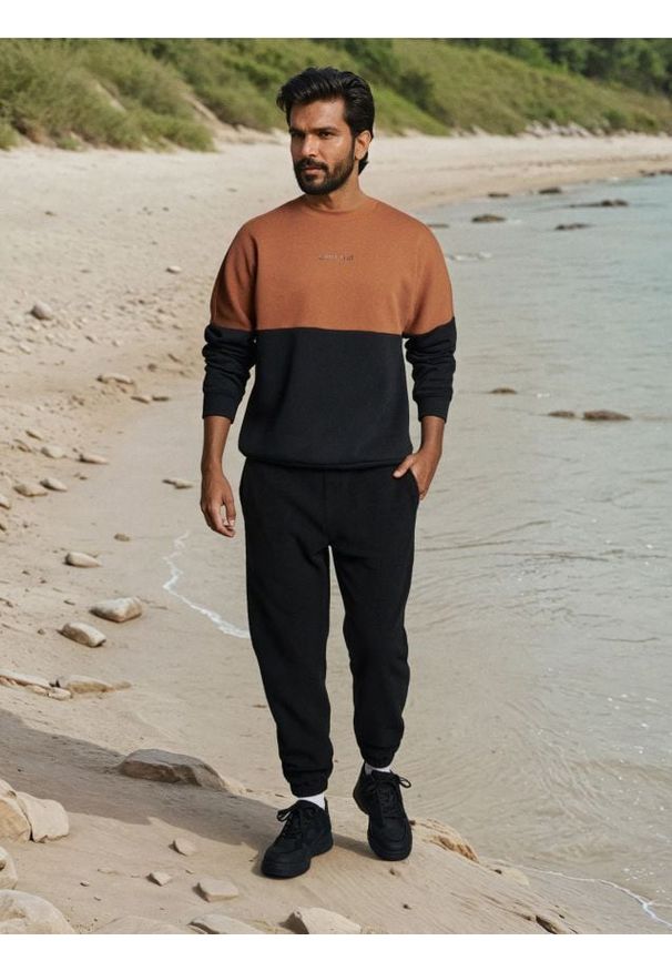 Sinsay - Spodnie jogger - czarny. Kolor: czarny