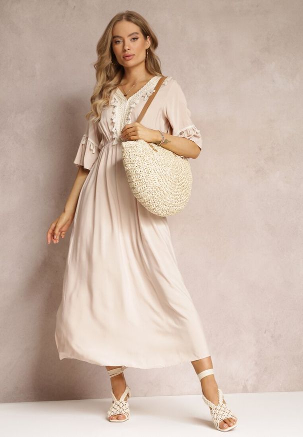 Renee - Beżowa Sukienka Maxi z Gumką w Talii z Ozdobnymi Chwostami z Wiskozy Zisel. Kolor: beżowy. Materiał: wiskoza. Długość: maxi