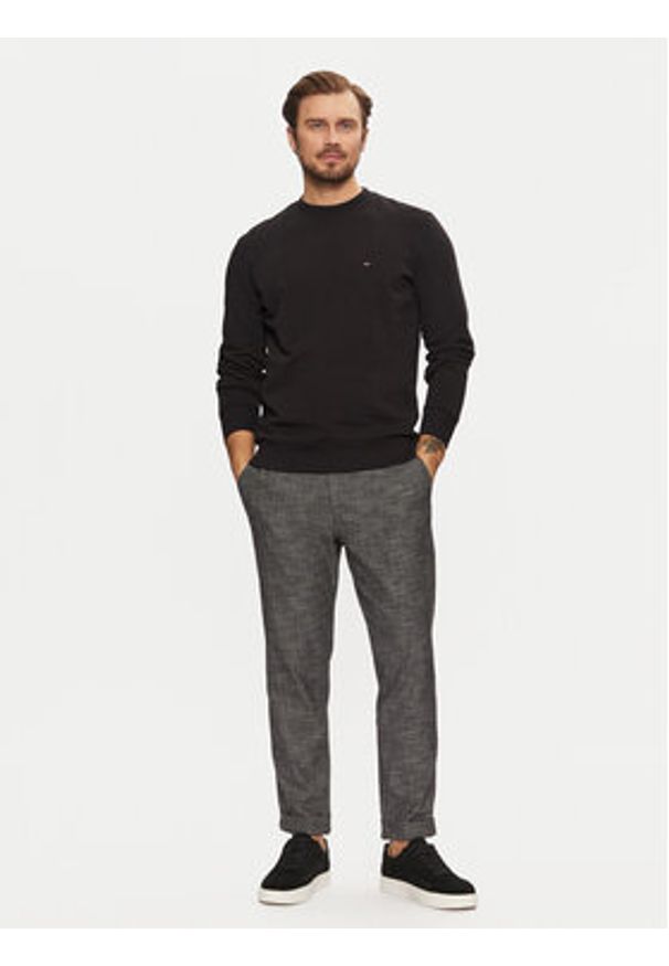 TOMMY HILFIGER - Tommy Hilfiger Bluza Essential MW0MW37237 Czarny Regular Fit. Kolor: czarny. Materiał: bawełna