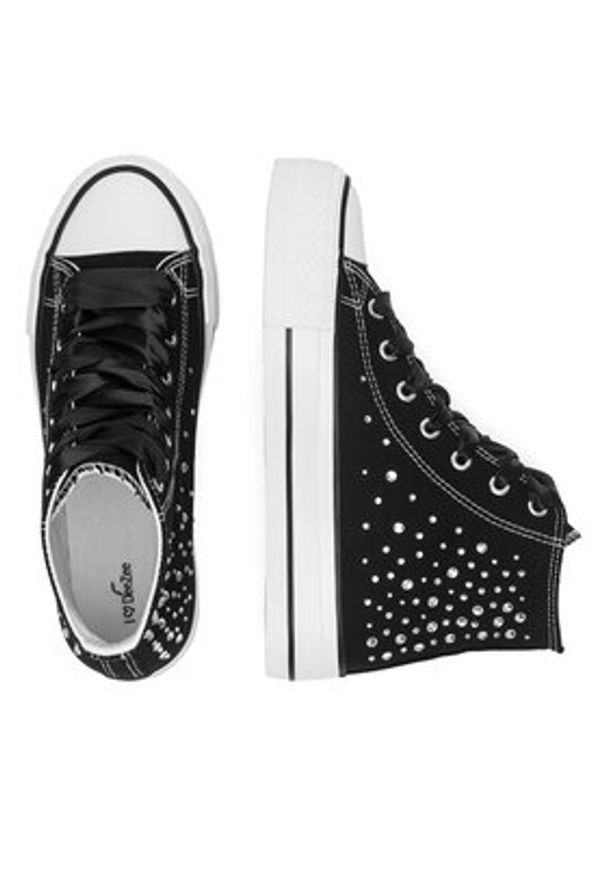 DeeZee Trampki WFA2791-2 Czarny. Kolor: czarny. Materiał: materiał