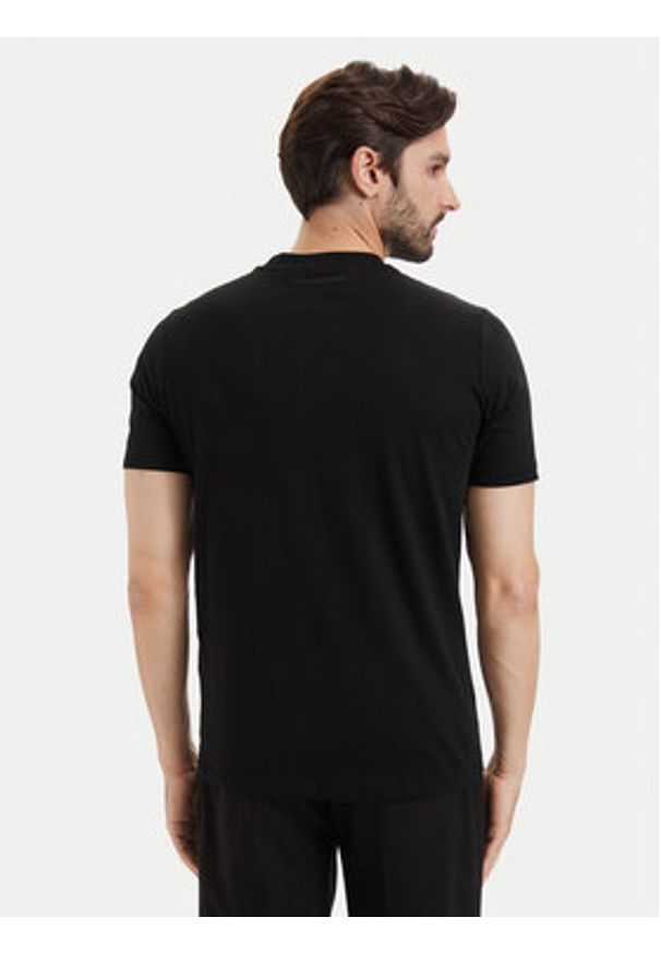 Karl Lagerfeld - KARL LAGERFELD T-Shirt 755026 563224 Czarny Regular Fit. Typ kołnierza: dekolt w karo. Kolor: czarny. Materiał: bawełna