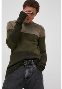 Only & Sons Sweter męski kolor zielony. Okazja: na co dzień. Kolor: zielony. Materiał: dzianina, poliester. Długość rękawa: długi rękaw. Długość: długie. Wzór: melanż. Styl: casual