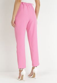 Born2be - Różowe Spodnie Regular Fohan. Kolor: różowy. Styl: klasyczny, elegancki
