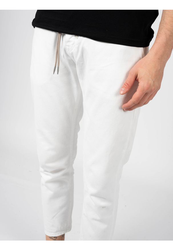 Antony Morato Jeansy "Oliver" | MMTR00649-FA900127 | Oliver | Mężczyzna | Biały. Kolor: biały. Wzór: aplikacja
