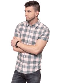 Wrangler - KOSZULA MĘSKA KRÓTKI RĘKAW WRANGLER SS 1PKT SHIRT ROSE SHADOW W5881OYS8 112129603. Materiał: bawełna. Długość rękawa: krótki rękaw. Długość: krótkie #10