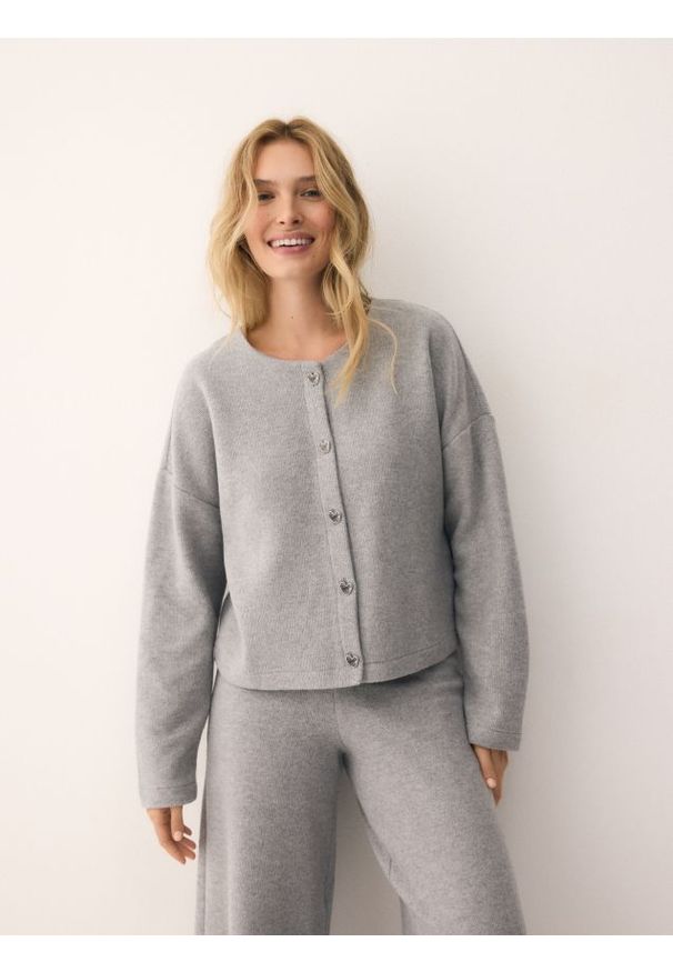 Reserved - Kardigan z ozdobnymi guzikami - jasnoszary. Kolor: szary. Materiał: dzianina, bawełna