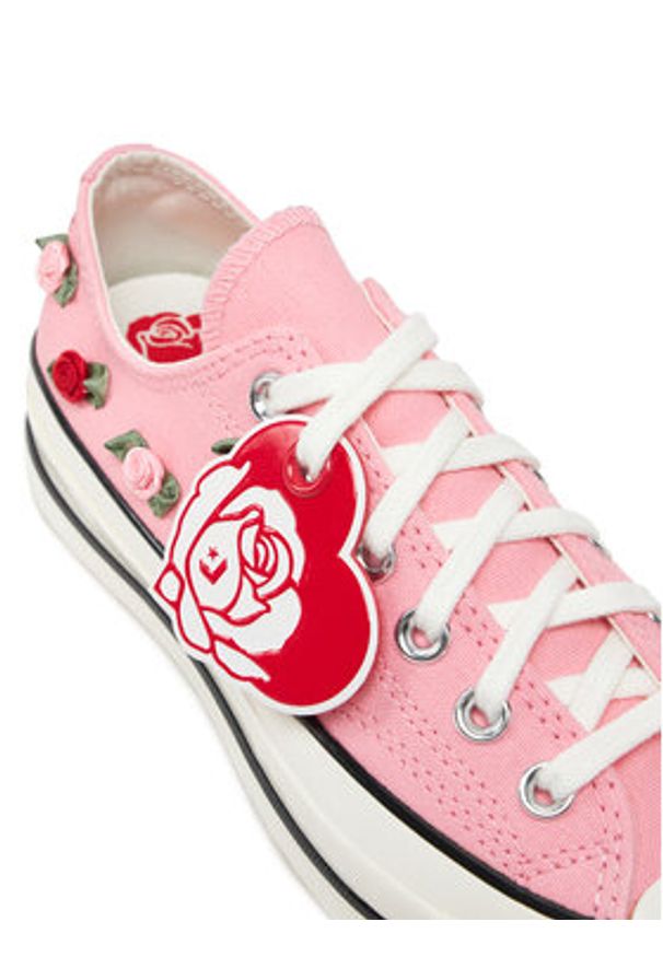 Converse Trampki Chuck 70 Roses A13649C Różowy. Kolor: różowy. Materiał: materiał