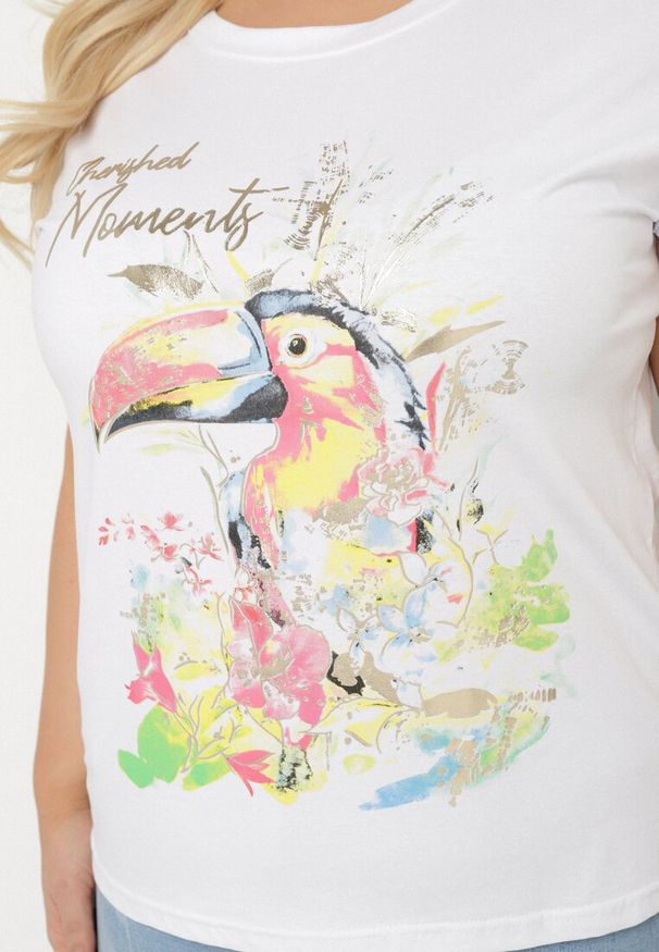 Born2be - Biały T-shirt z Bawełny z Nadrukiem i Metalicznym Napisem Norsemi. Okazja: na co dzień. Kolor: biały. Materiał: bawełna. Wzór: nadruk, napisy. Styl: casual