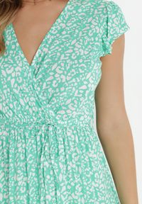 Born2be - Zielona Sukienka z Wiskozy Kephestra. Okazja: na co dzień. Typ kołnierza: dekolt w kształcie V. Kolor: zielony. Wzór: aplikacja. Typ sukienki: kopertowe, proste. Materiał: wiskoza. Długość rękawa: krótki rękaw. Styl: casual, wizytowy. Długość: maxi #3