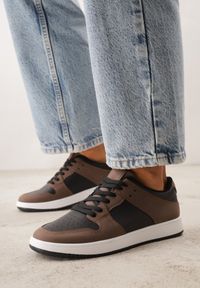 Born2be - Brązowe Sneakersy Ozdobione Perforacją Isselina. Okazja: na spacer, na co dzień. Kolor: brązowy. Wzór: aplikacja. Sport: turystyka piesza #1