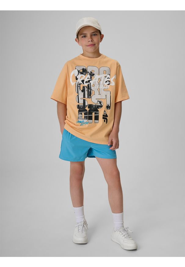 4f - 4F T-shirt loose z nadrukiem chłopięcy - pomarańczowy 122/128 (6-8 lat). Okazja: na uczelnię, na co dzień, na spacer. Kolor: pomarańczowy. Materiał: materiał, bawełna, dzianina. Wzór: nadruk. Sezon: lato. Styl: casual